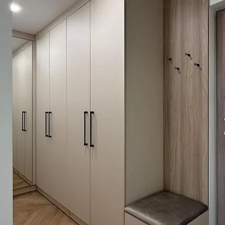 Apartment Brand New & Cozy Pulko 3